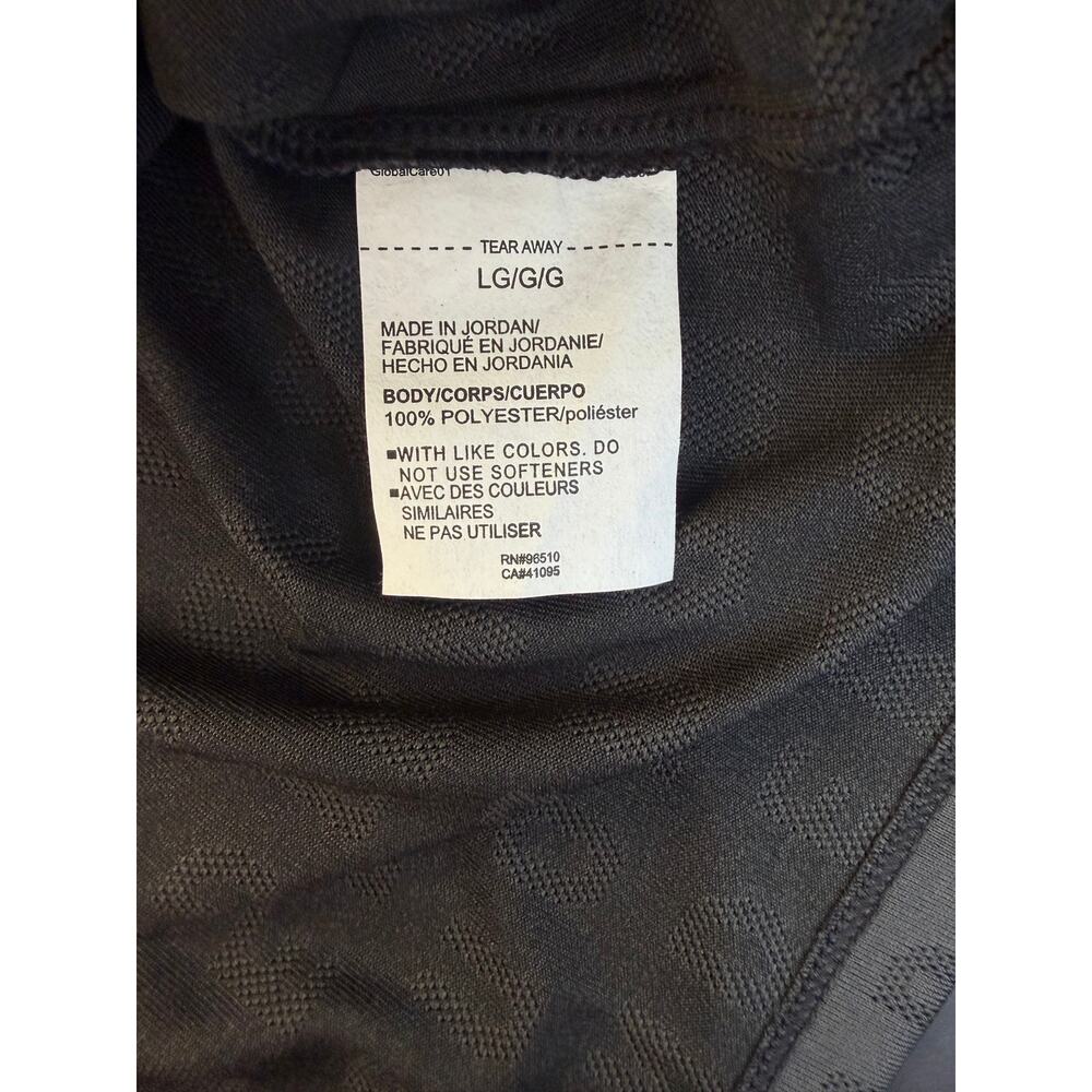 NWT Under Armour Women’s L Black Athletic Tee – Loose Fit Performance Shirt - Picture 3 of 5